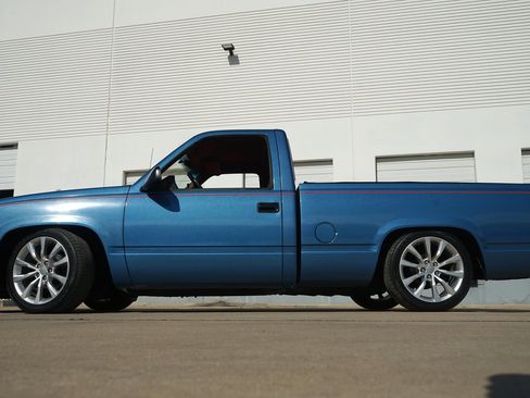 Used 1990 Chevrolet Silverado 1500 2WD Regular Cab image 7