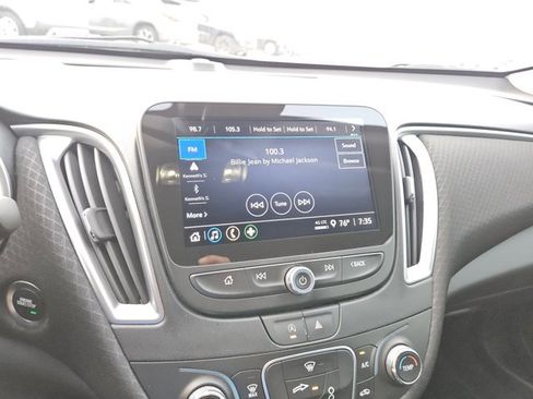 Used 2024 Chevrolet Malibu LS FWD image 18