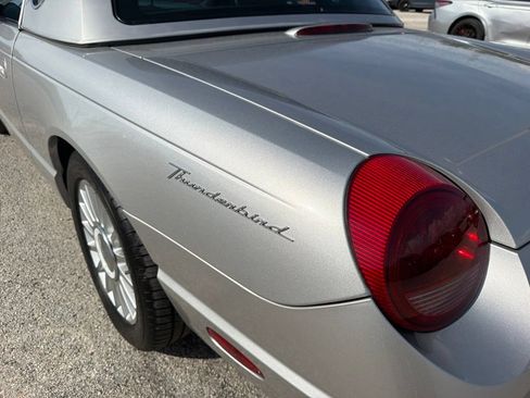 Used 2004 Ford Thunderbird RWD image 20