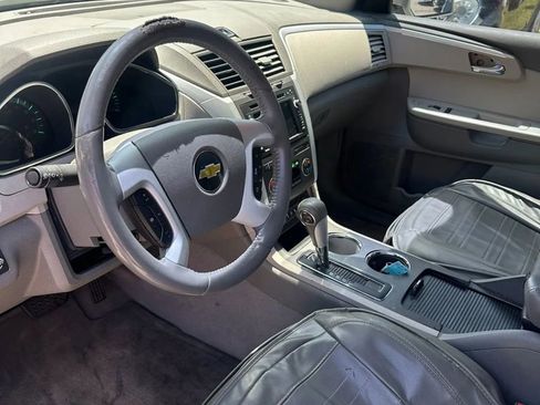 Used 2011 Chevrolet Traverse LT w/ LPO, 'HIT The Road' Package FWD image 8