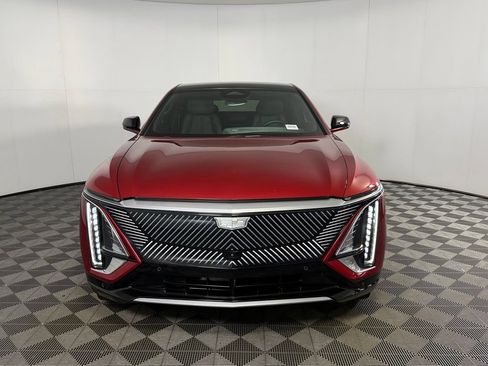 Used 2024 Cadillac Lyriq Luxury RWD image 14