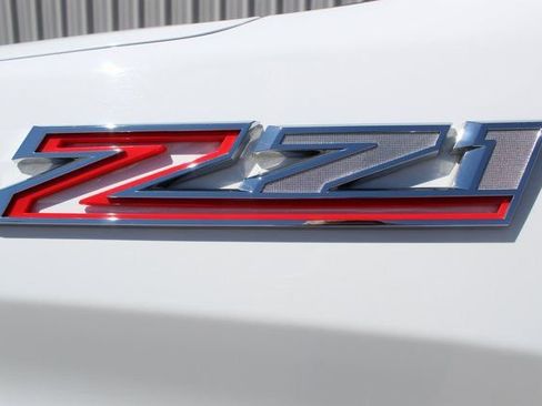 Used 2021 Chevrolet Silverado 1500 LT Trail Boss w/ Convenience Package II image 22