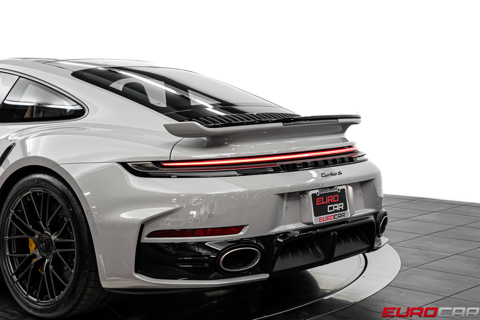 Used 2026 Porsche 911 Turbo S AWD/4WD image 18