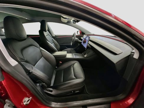 Used 2024 Tesla Model 3 Long Range AWD/4WD image 32