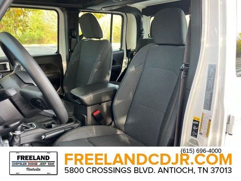 New 2024 Jeep Gladiator Sport image 19