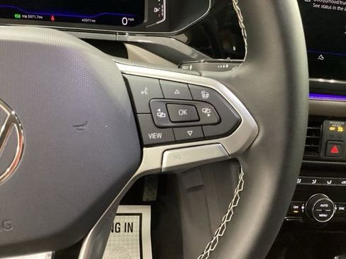 Certified 2023 Volkswagen Taos SEL image 14