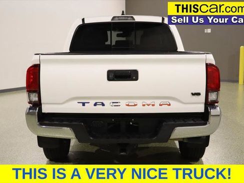 Used 2021 Toyota Tacoma SR5 RWD image 7