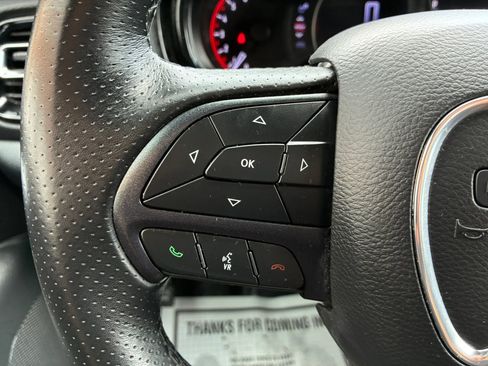 Used 2023 Dodge Durango SXT image 22