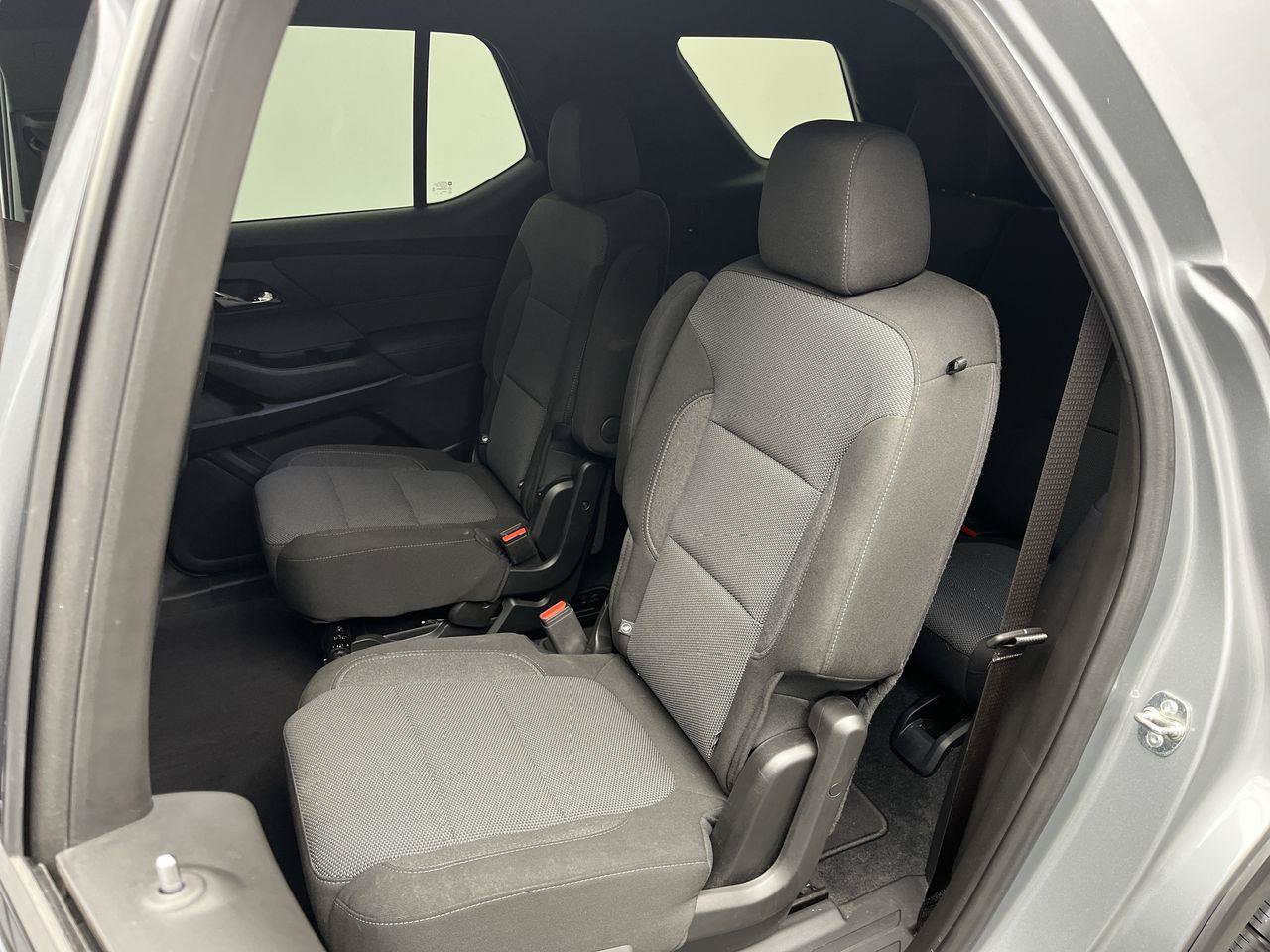 Certified 2023 Chevrolet Traverse LT AWD/4WD image 11