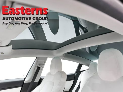 Used 2019 Tesla Model 3 Long Range image 31