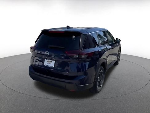 Used 2025 Nissan Rogue SV FWD image 15