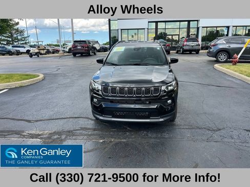 Used 2026 Jeep Compass Latitude AWD/4WD image 4
