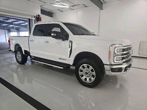 Used 2023 Ford F250 Lariat w/ Chrome Package AWD/4WD image 8