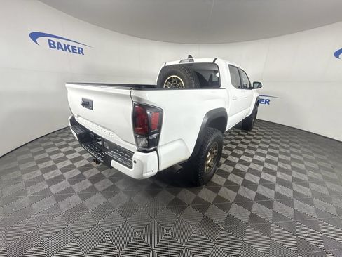 Used 2021 Toyota Tacoma TRD Pro AWD/4WD image 9