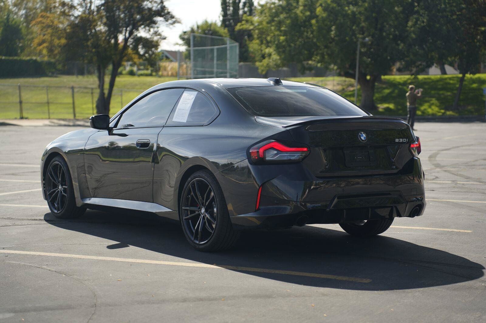 Used 2024 BMW 230i Coupe w/ Premium Package RWD image 3