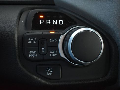 Used 2025 RAM 1500 Big Horn image 30