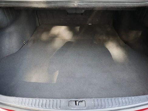 Used 2012 Hyundai Genesis 3.8 w/ Premium Pkg image 13