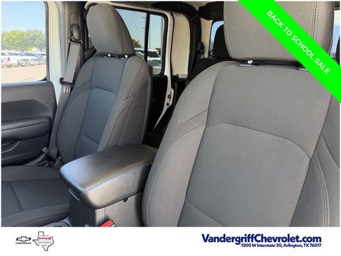Used 2022 Jeep Gladiator Sport AWD/4WD image 23