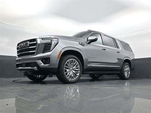 New 2026 GMC Yukon XL Elevation image 22