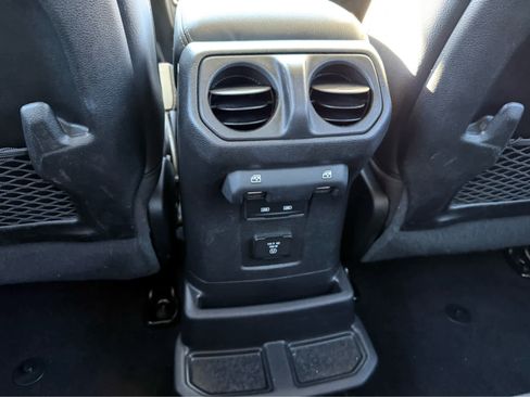 Used 2024 Jeep Wrangler Sahara image 24