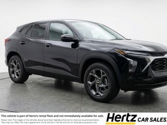 Used 2025 Chevrolet Trax LT FWD video 1