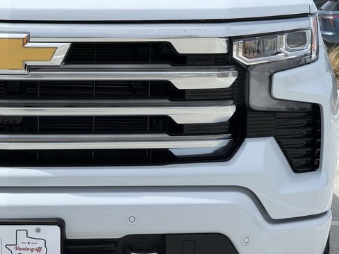 New 2026 Chevrolet Silverado 1500 High Country w/ Technology Package AWD/4WD image 8