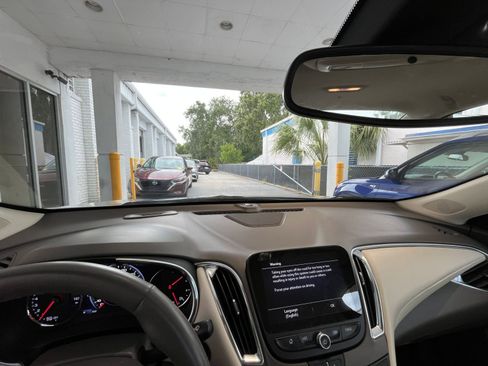 Used 2024 Chevrolet Malibu LT image 33