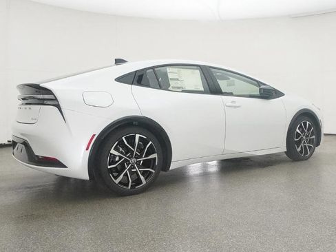 New 2026 Toyota Prius Plug-In Hybrid image 28