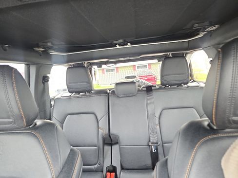 Used 2023 Ford Bronco Badlands w/ Sasquatch Package image 34