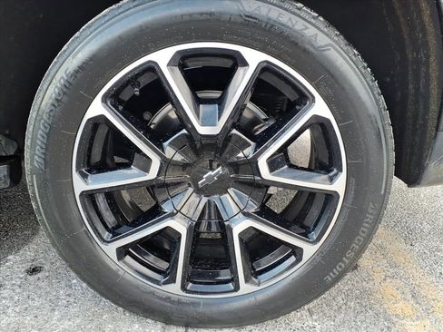 Used 2021 Chevrolet Tahoe RST w/ Luxury Package image 20