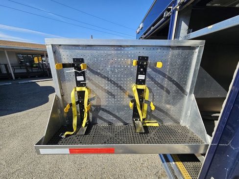 Used 2012 Ford F450 XL w/ PWR Equipment Group image 23