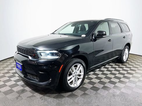 Used 2024 Dodge Durango GT AWD/4WD image 3