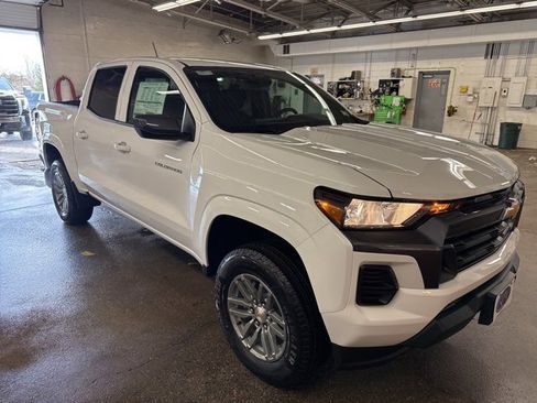 New 2026 Chevrolet Colorado LT image 8
