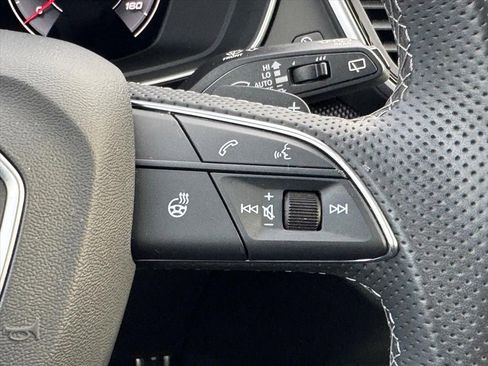 Used 2024 Audi SQ5 Premium Plus w/ S Sport Package image 20