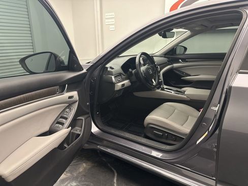 Used 2018 Honda Accord EX-L image 5