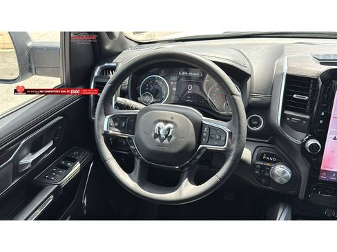 Used 2025 RAM 1500 Laramie AWD/4WD image 27