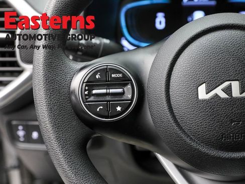 Used 2024 Kia Soul LX w/ Option Group 015 image 15