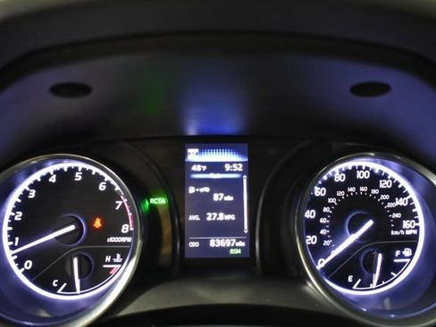 Used 2019 Toyota Camry SE w/ Convenience Package image 25