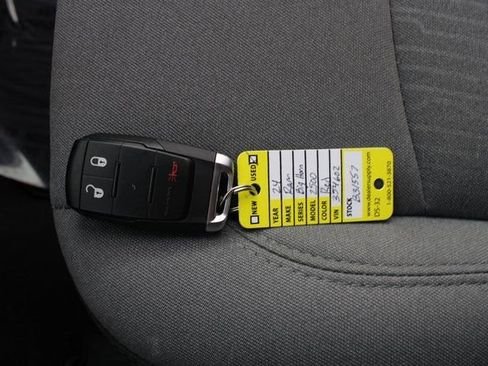 Used 2024 RAM 2500 Big Horn w/ Bed Utility Group image 6