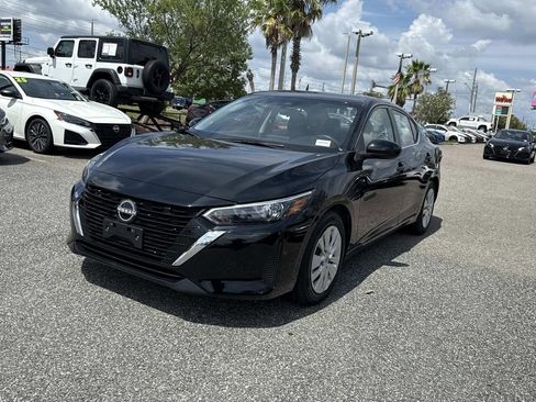 Certified 2024 Nissan Sentra S FWD image 8