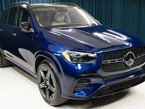 New 2026 Mercedes-Benz GLE 450 4MATIC image 3