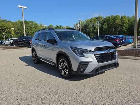 Used 2024 Subaru Ascent Limited w/ Technology Package AWD/4WD image 2