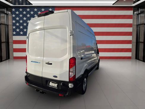 Used 2022 Ford E-Transit 148 High Roof w/ Load Area Protection Package image 8