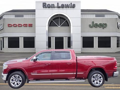 Used 2024 RAM 1500 Limited AWD/4WD image 1