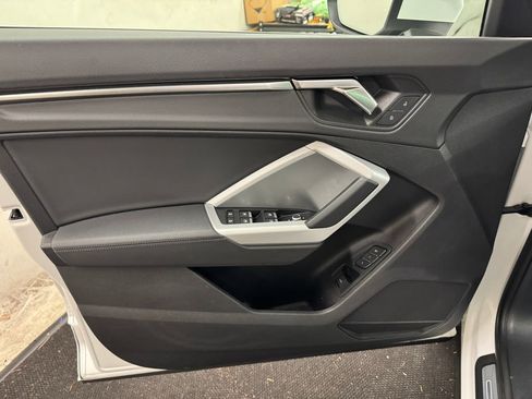 Used 2022 Audi Q3 2.0T Premium w/ Convenience Package image 14