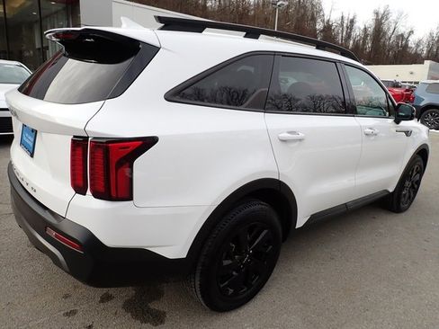Used 2022 Kia Sorento S image 4