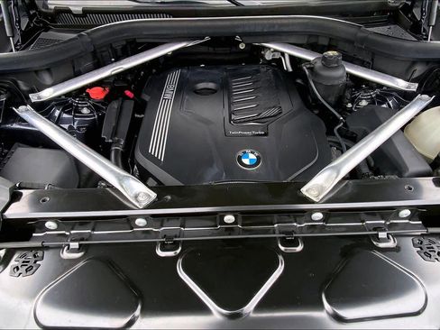 Used 2020 BMW X5 xDrive40i w/ Premium Package image 30