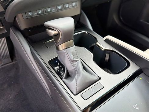 New 2025 Lexus ES 350 Ultra Luxury image 29