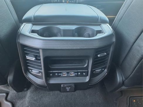 Used 2024 RAM 1500 Limited AWD/4WD image 19