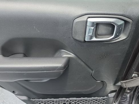 Used 2020 Jeep Wrangler Unlimited Sport AWD/4WD image 8